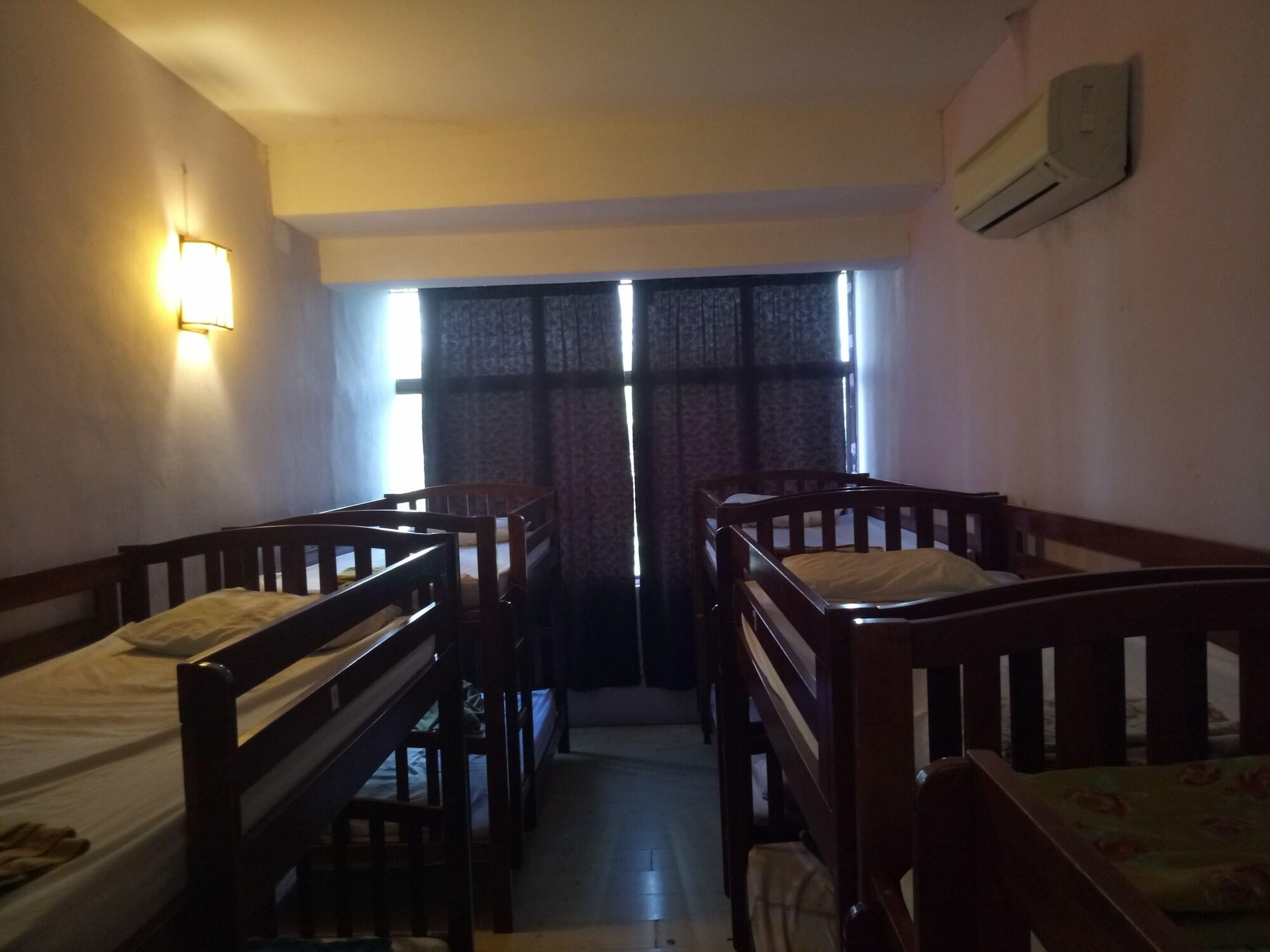 Serenity Hostels Куала Лумпур Екстериор снимка