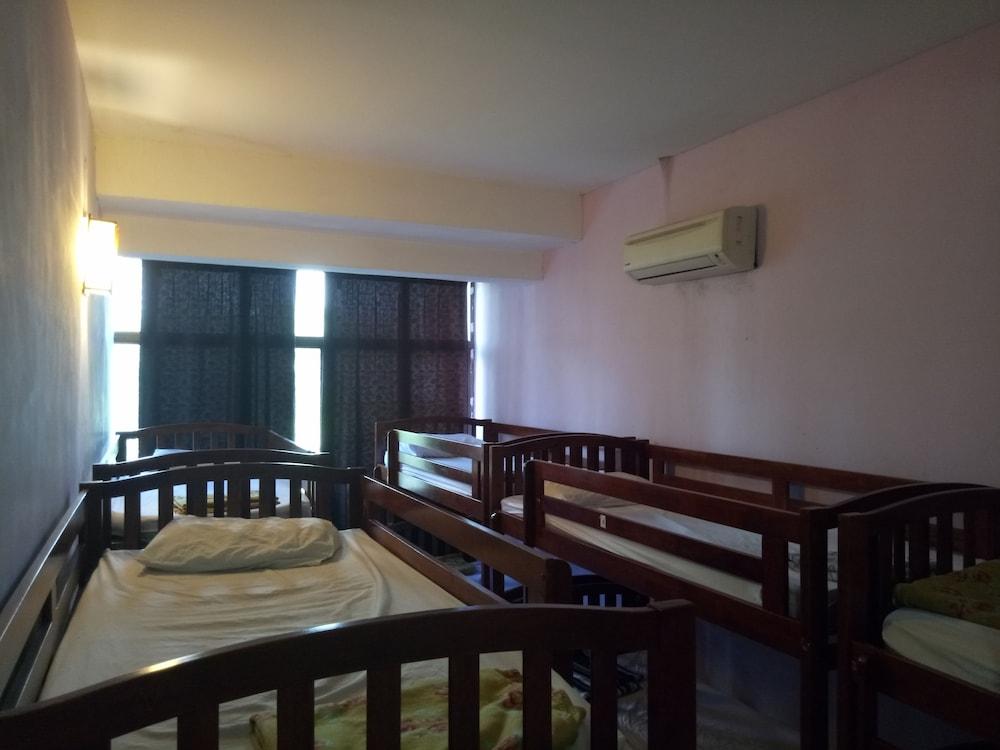 Serenity Hostels Куала Лумпур Екстериор снимка