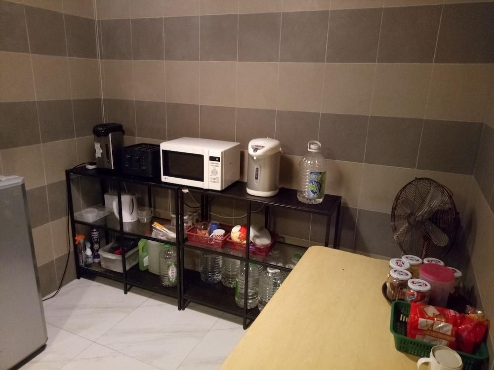 Serenity Hostels Куала Лумпур Екстериор снимка