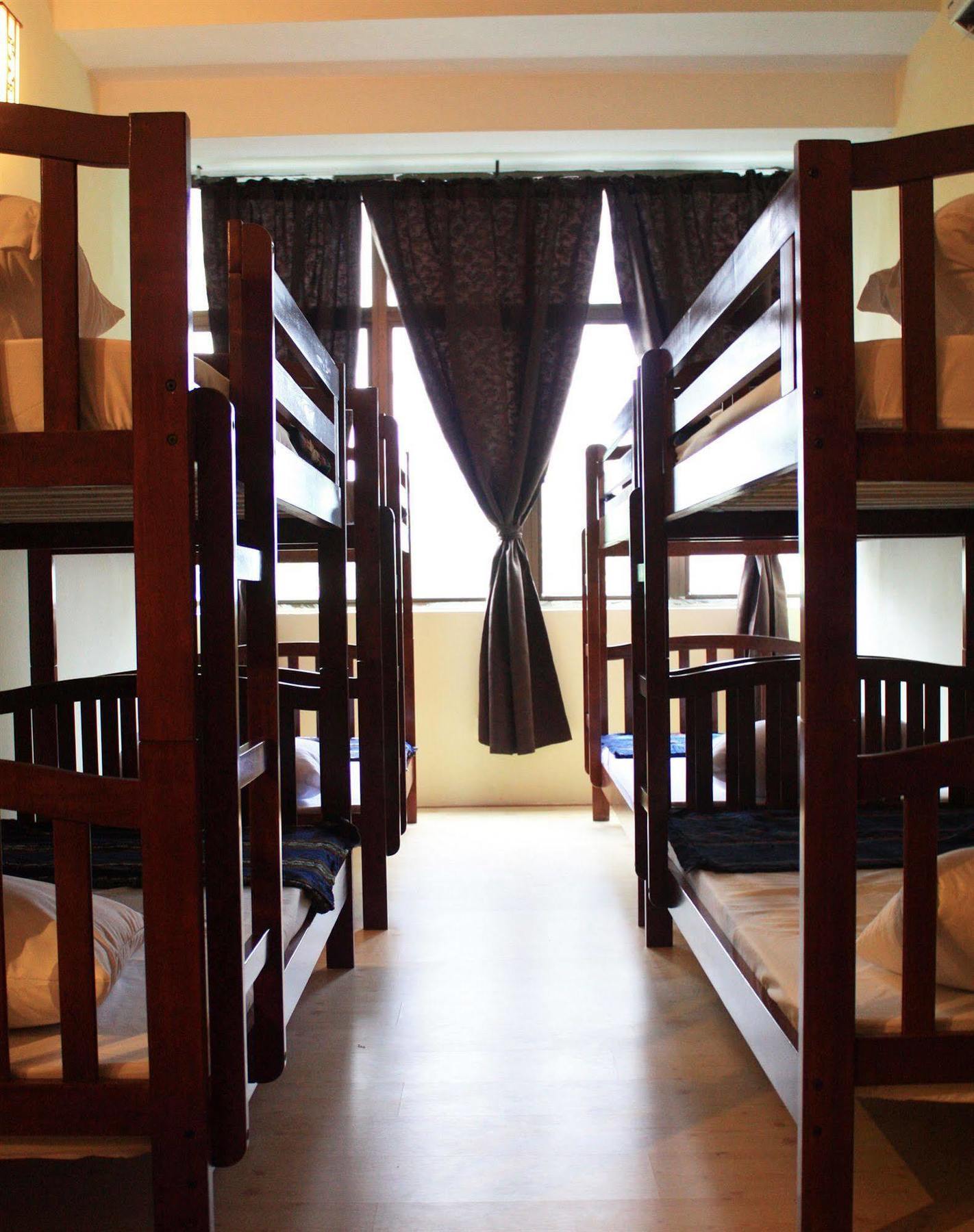 Serenity Hostels Куала Лумпур Екстериор снимка